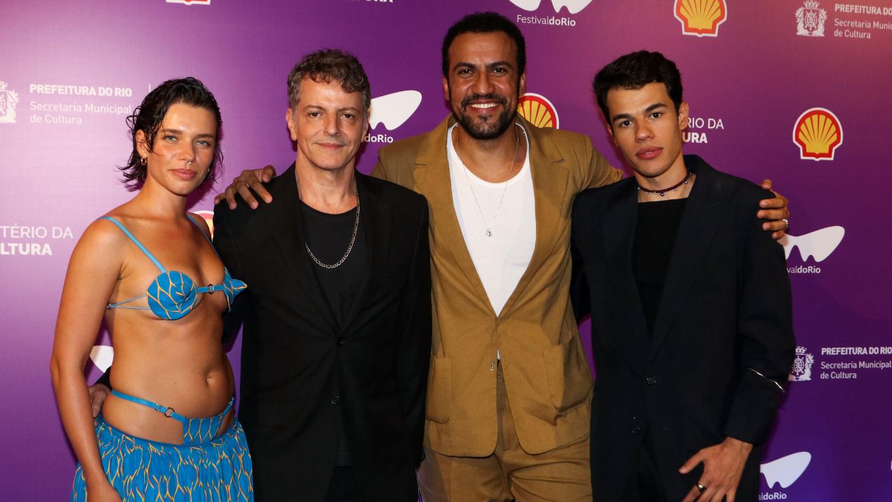 Bruna Linzmeyer, Marcelo Várzea, Ricardo Teodoro e João Mariano | Foto: Cláudio Andrade