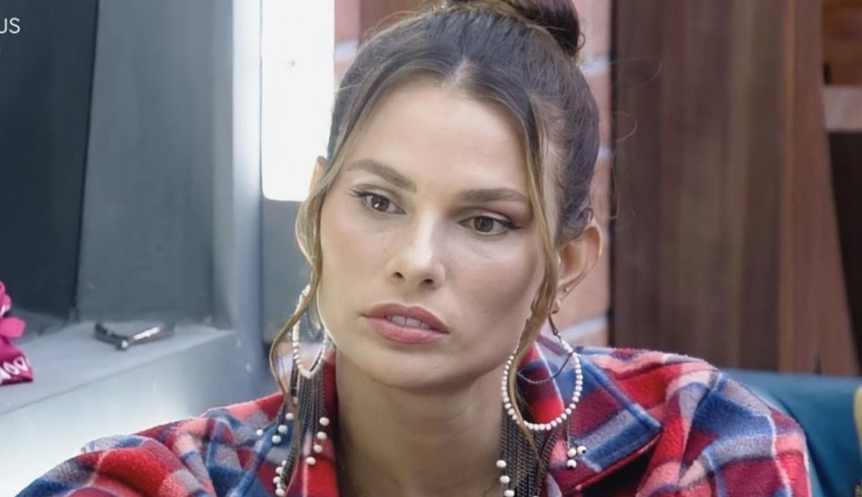 Dayane Mello diz ter vontade de sair de A Fazenda 13, “Quero ir embora, não vejo a hora”
