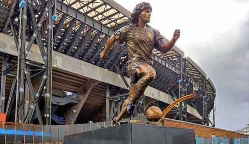 Maradonna recebe homenagens após um ano de sua morte