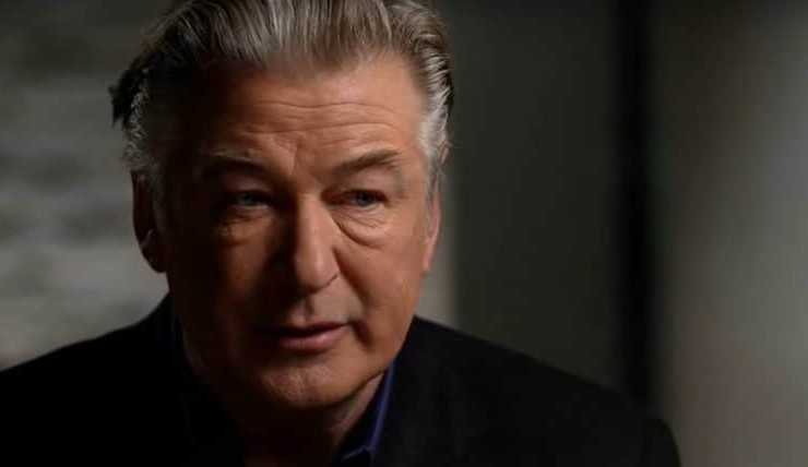 Alec Baldwin declara que não puxou o gatilho da arma