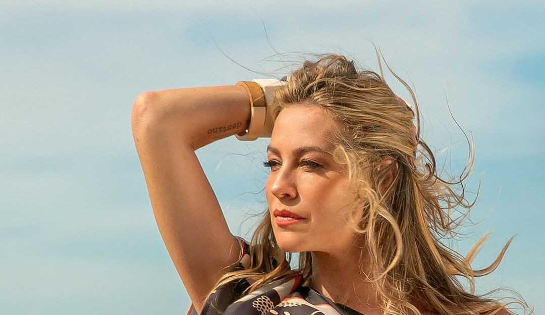 Luana Piovani queixa-se de seu ex-marido Pedro Scooby, depois dele passar um tempo com seus filhos