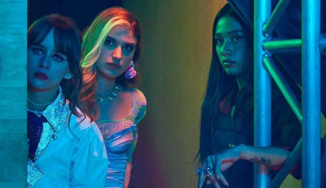 ‘Rebelde’ Netflix ganha novo trailer ao som de ‘Sólo Quédate en Silencio’