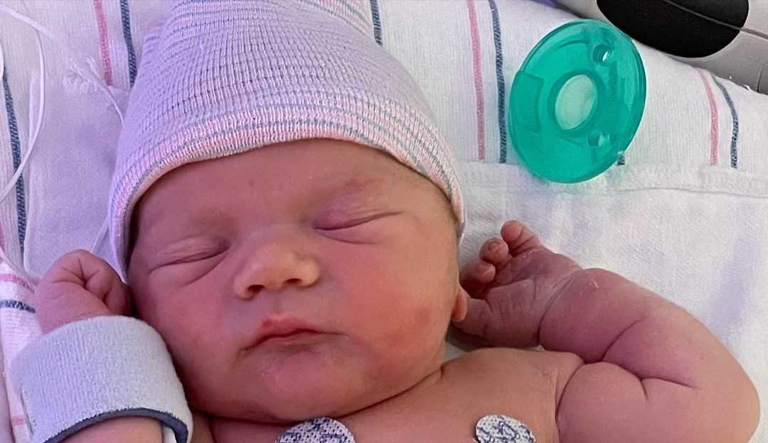 Nasce Cleopatra, filha da atriz Christina Ricci