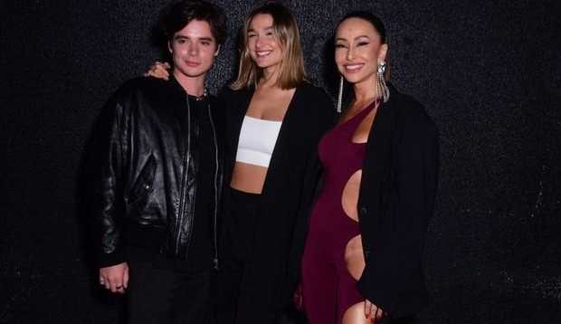 Sabrina Sato e demais famosos marcam presença em show de Ivete Sangalo