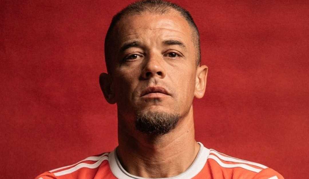 Inter se aproxima de acerto com D”/Alessandro