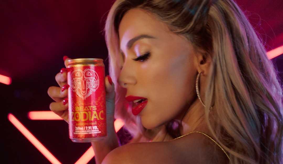 Anitta aparece em divulgação “mística” da Beats Zodiac