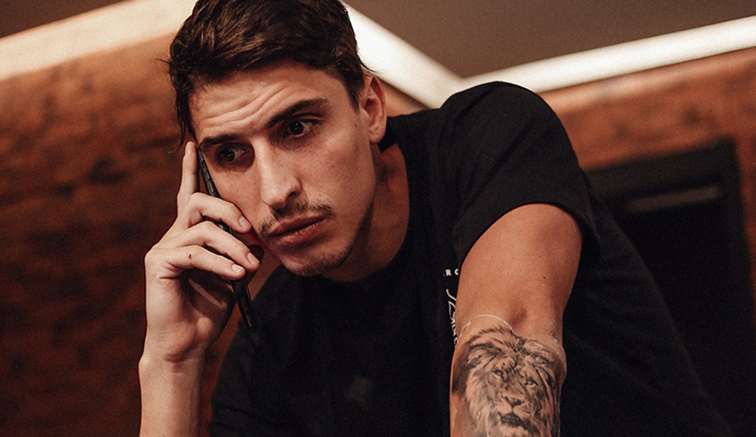 Felipe Prior briga na rua e acaba apanhando