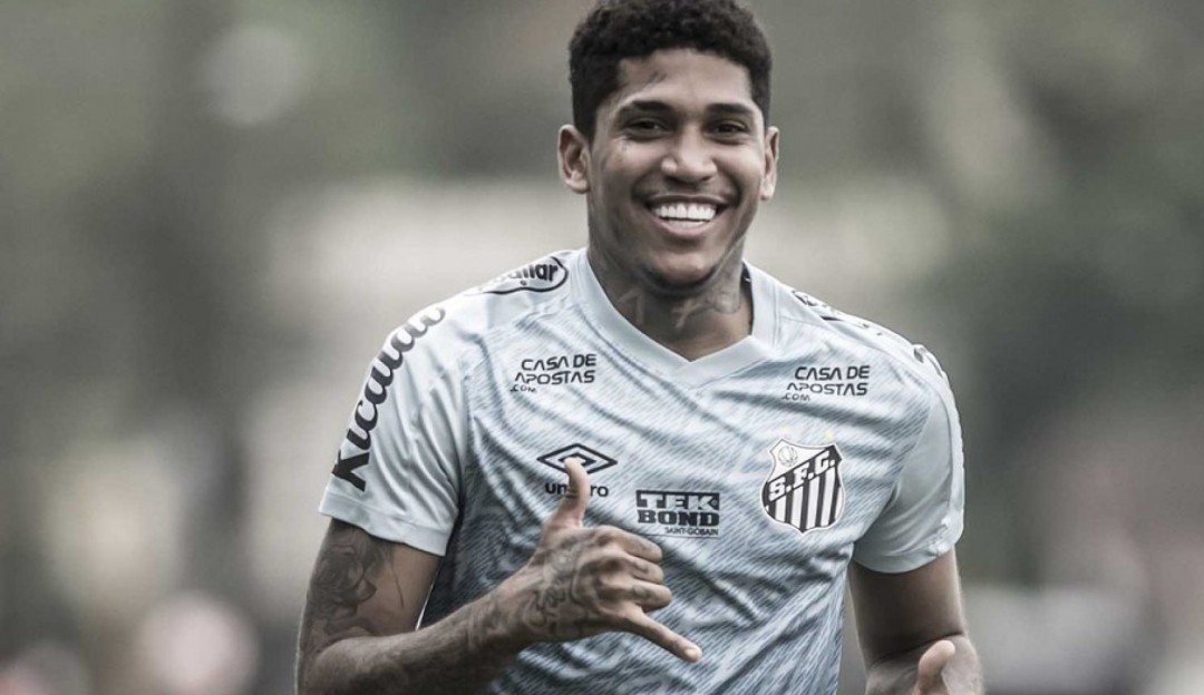 Vasco encaminha duas contratações para a proxima temporada Raniel e vitinho