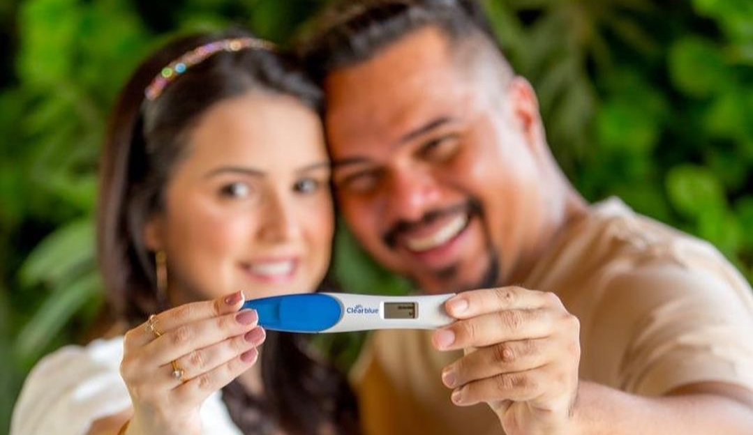 Bruno Cardoso, do grupo Sorriso Maroto, anuncia que será pai: “Presente de Natal”