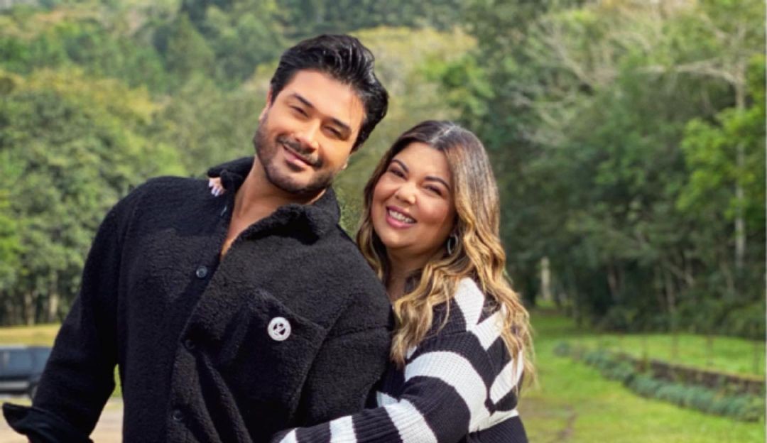 Fabiana Karla usa Instagram para anunciar o fim de seu casamento com Diogo Mello