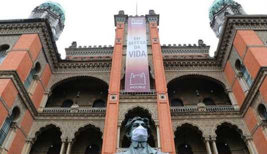 Pesquisa revela que vacinas também protegem quem já teve covid-19