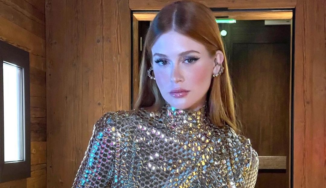 Marina Ruy Barbosa usa look de quase R$ 100 mil para a virada do ano.