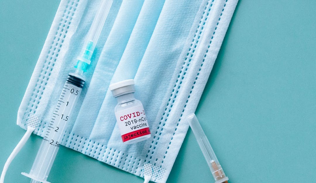 Ministro da Saúde fará uma audiência pública para decidir a vacinação infantil contra a covid-19