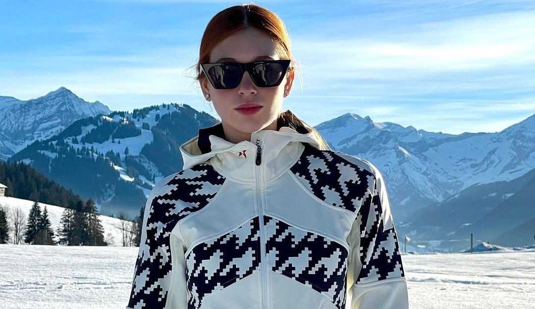 Marina Ruy Barbosa e Anitta usam Perfect Moment