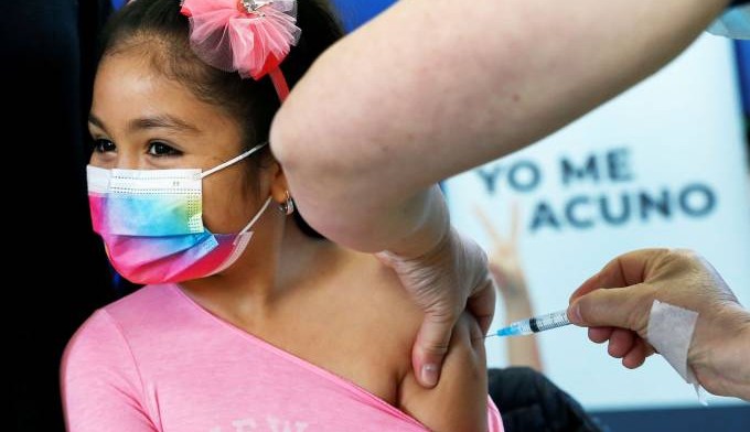 Doses Pfizer para crianças chegará ao Brasil na próxima semana