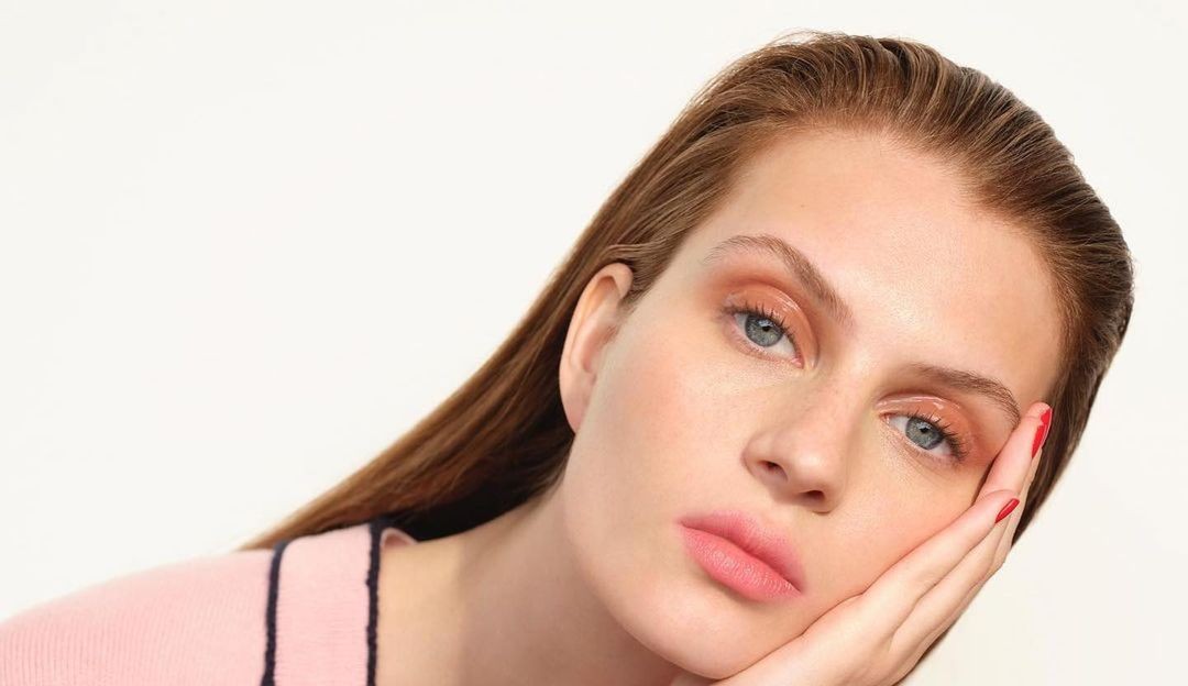 Conheça as mil e umas utilidades do batom