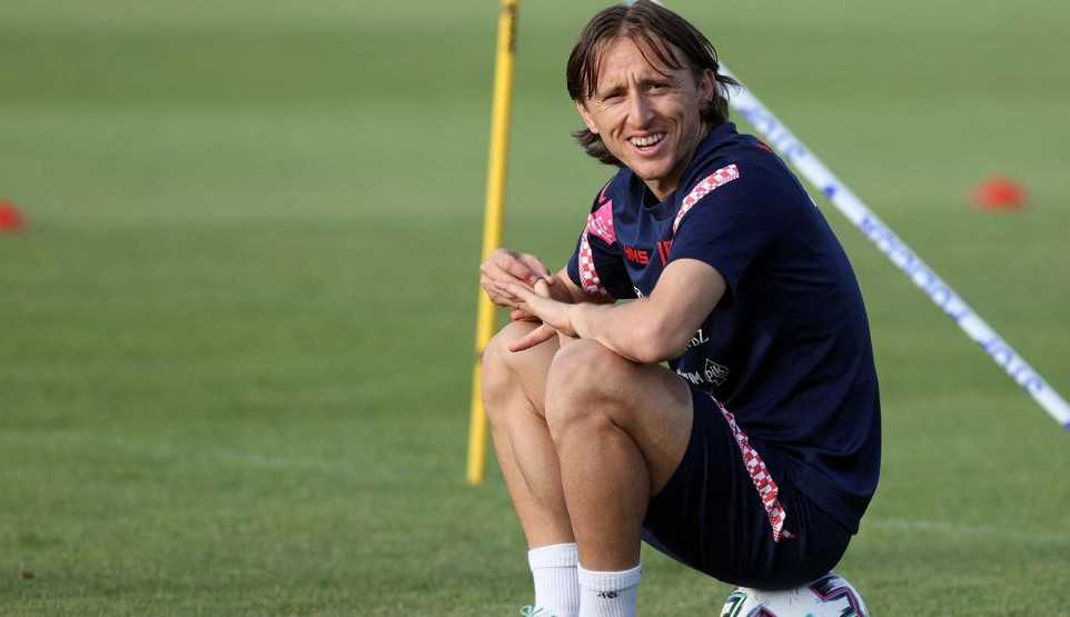 Real Madrid e Modric entram em acordo e a renovação está a caminho
