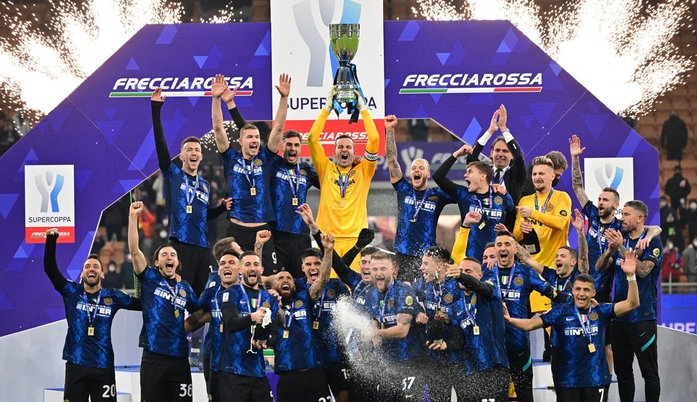 Internacionale vence a Juventus e se consagra campeão da Supercopa da Itália