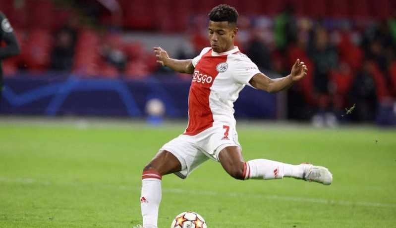 David Neres troca Ajax pelo Shakhtar Donetsk