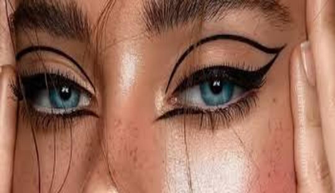 Aprenda tudo sobre como fazer o delineado colorido