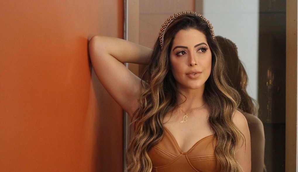 Laís Caldas entra no “/BBB 22″/ após perder seu pai perto das festas de final de ano