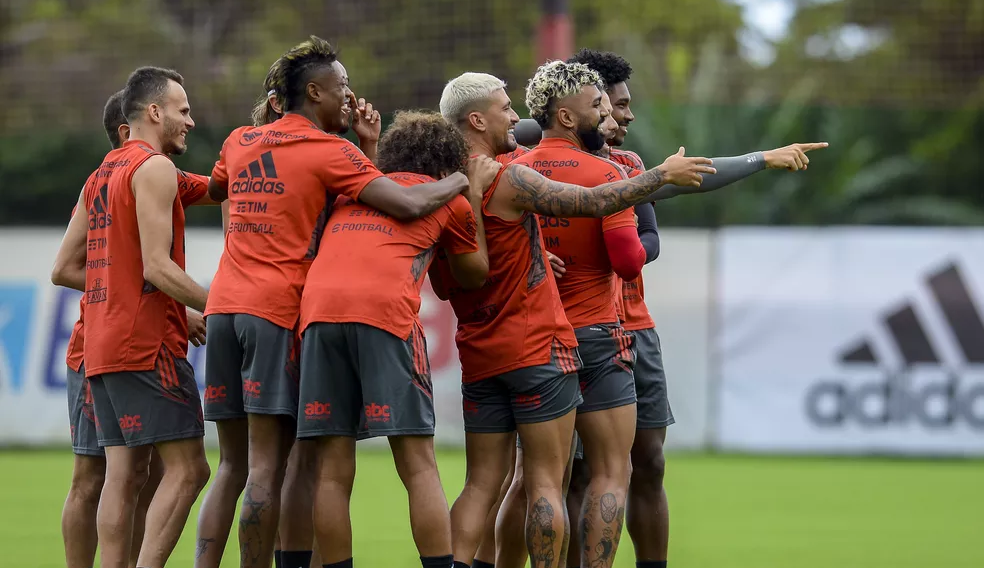 Flamengo de Paulo Sousa inicia ano com 24 atletas do grupo de 2021