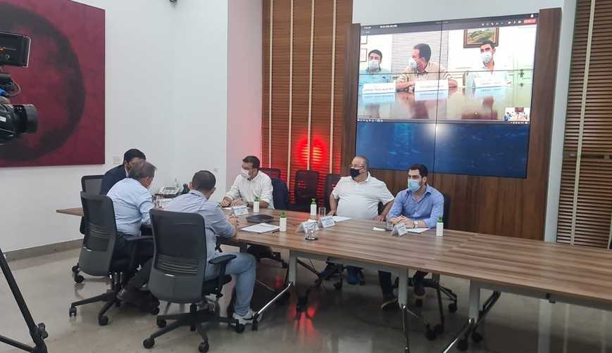 Carnaval: Rio e SP adiam desfiles das escolas de samba para Abril