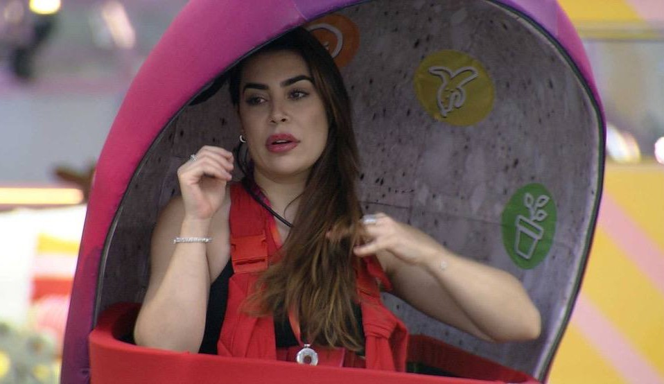 BBB22: Naiara Azevedo comenta sobre seu encontro com Jair Bolsonaro