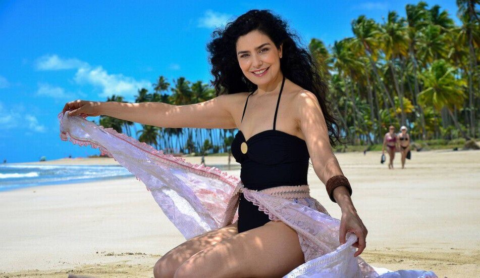 Letícia Sabetella sobre chegar aos 50 anos durante a pandemia: “/Uma supercrise de idade”/