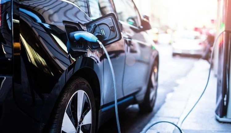 Nissan e Renault se unem para investir bilhões de euros em veículos elétricos