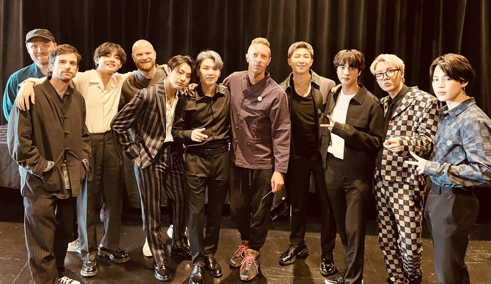 Chris Martin do Coldplay volta a falar da parceria com o BTS