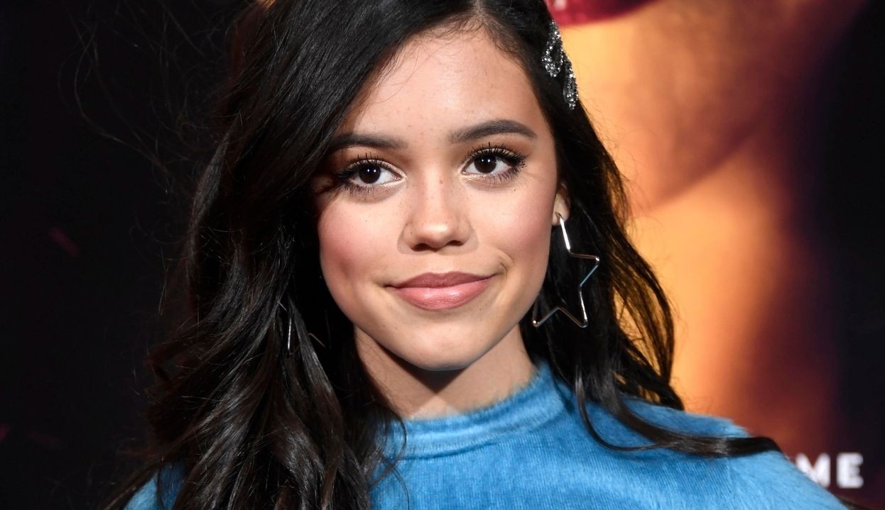 Jenna Ortega comenta os desafios de viver Wandinha