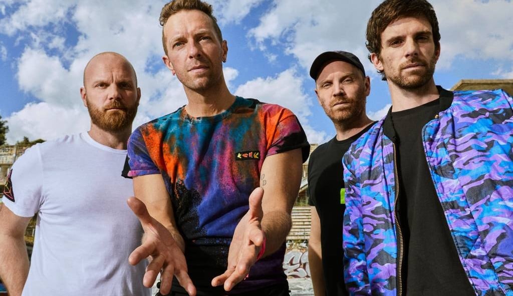 Coldplay anuncia clipe para música em parceria com Selena Gomez