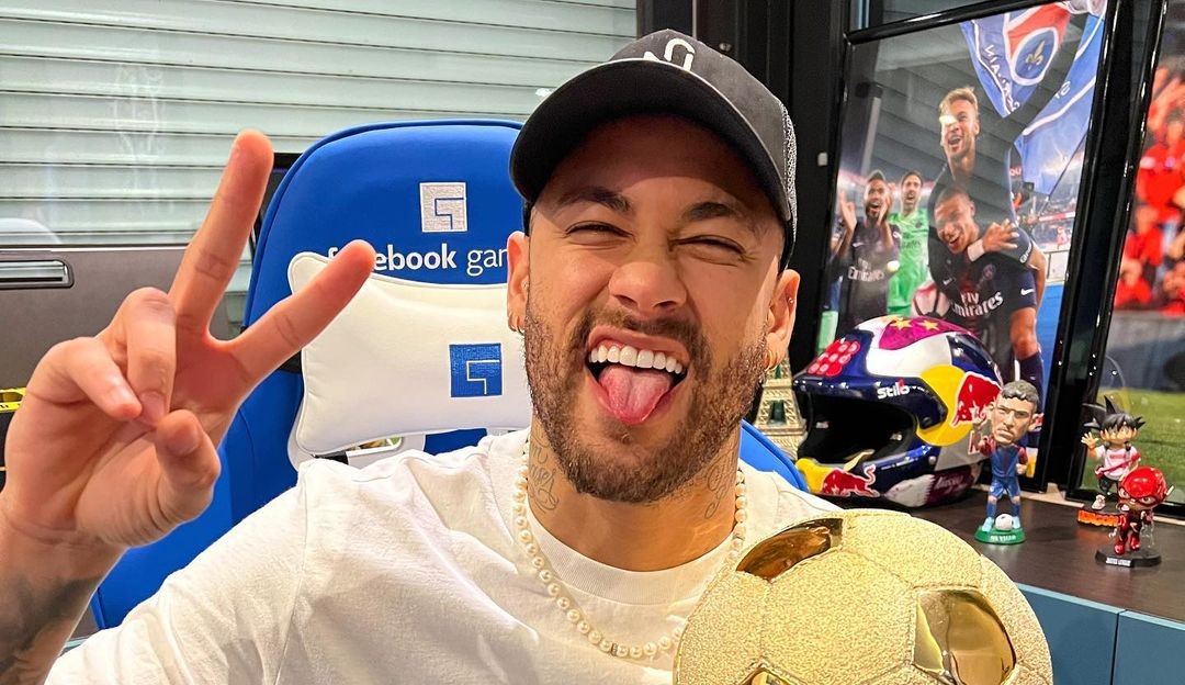 Neymar recebe presente especial de Robert Pattinson