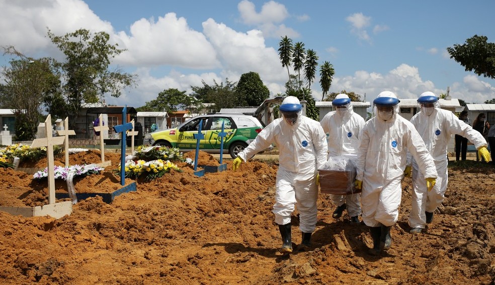 Dados entre países mostram que Ômicron não mata sozinha