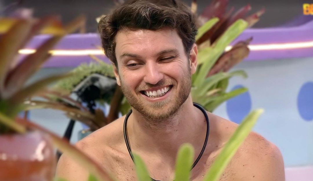 BBB22: Lucas vira meme e recebe apelido de “/Barão da Comidinha”/