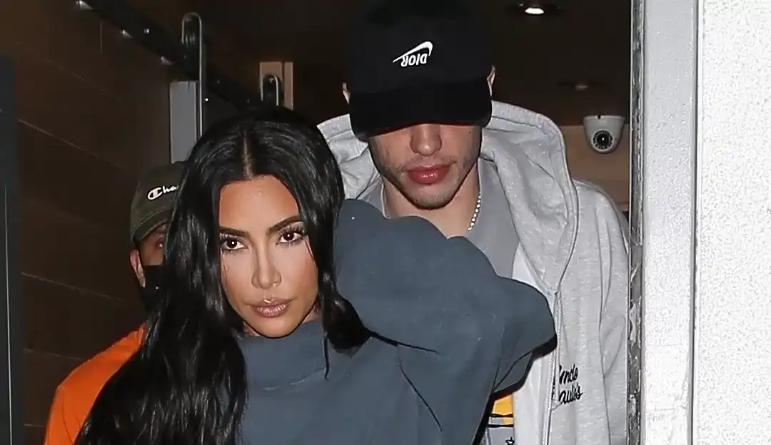 Pete Davidson confirma namoro com Kim Kardashian