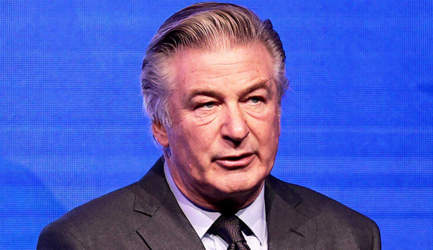 Alec Baldwin revela como se sente ao retornar para o set de filmagens após acidente fatal: ‘É estranho voltar’