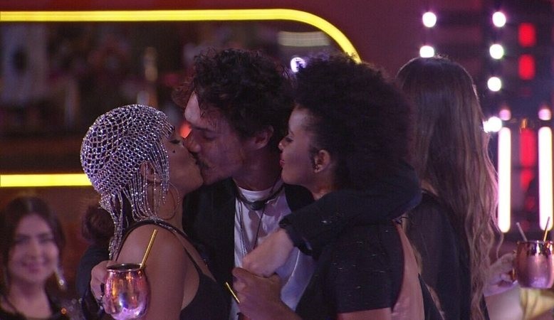 BBB22: Sisters conversam sobre beijo de Natália e Eliezer, e opinam sobre Maria: ‘No fundo, ela se importa’