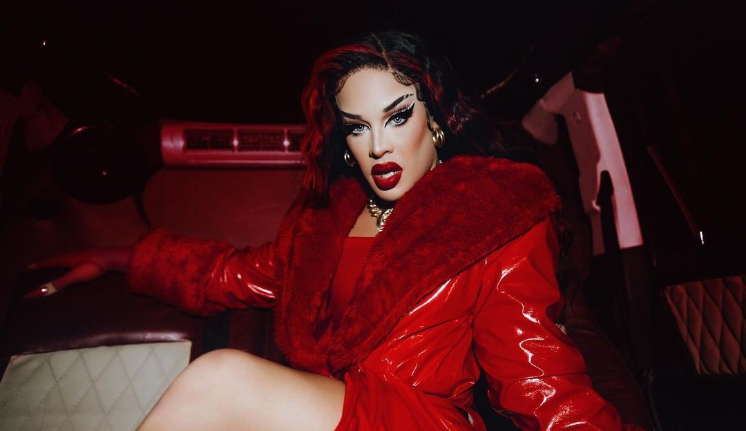 Gloria Groove lança novo álbum e conta com a presença de vários famosos no seu pocket show