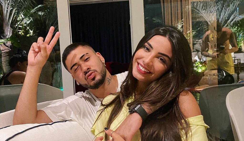 Chega ao fim o namoro de Kevinho com Gabriela Versiani