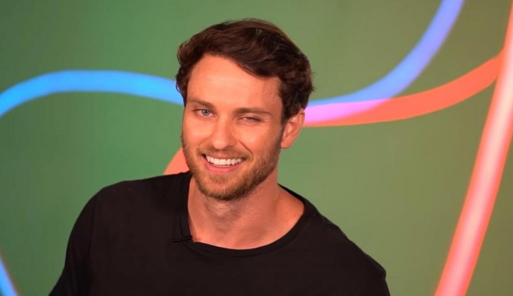 BBB22: Em conversa com Linn da Quebrada, Lucas questiona rótulo de hétero top: “/Lá fora as pessoas me taxam”/