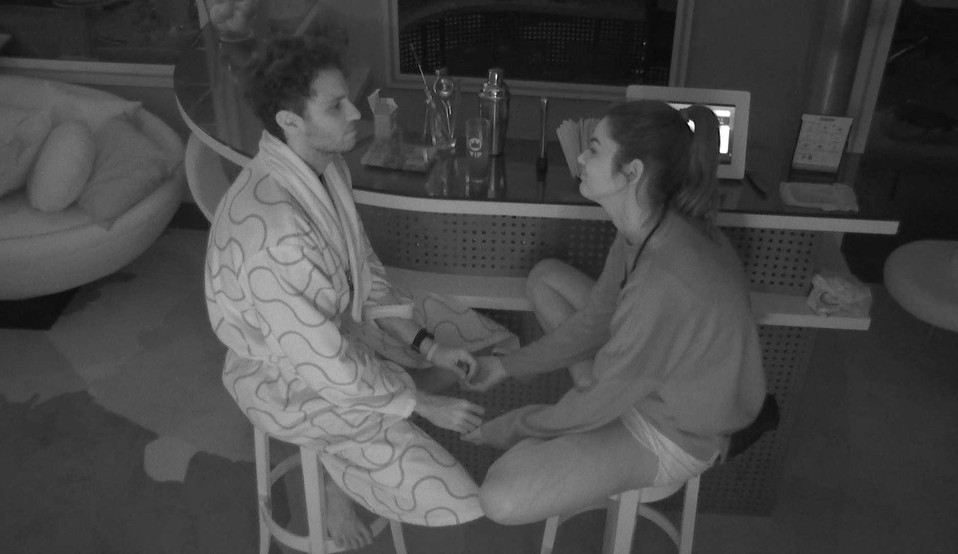 BBB22: Eslovênia desabafa com Lucas após a eliminação de Brunna