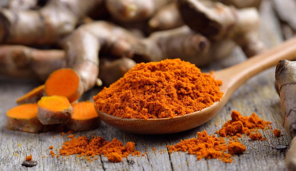 Saiba como utilizar a cúrcuma, conhecida como açafrão-da-terra