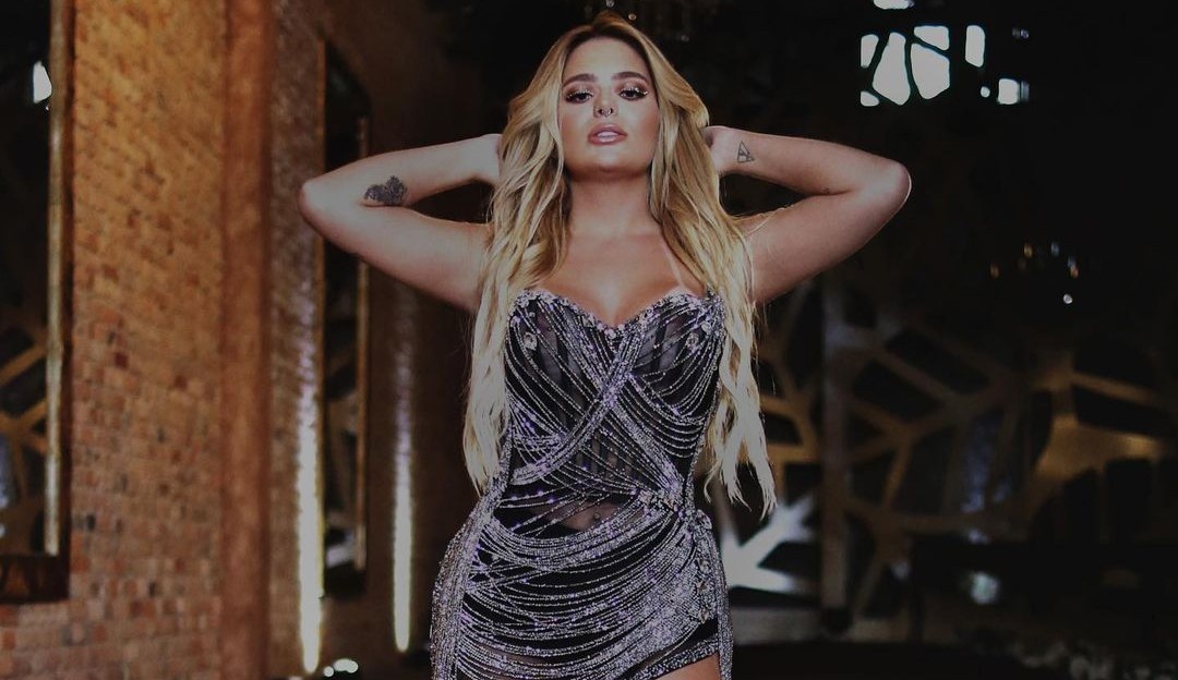 Famosos marcam presença na festa “/Barraca do Beijo da Viih”/