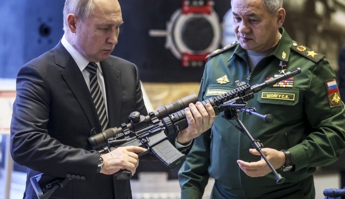 “/Acordo de paz”/ é negado por Putin e refugiados fogem para país vizinho