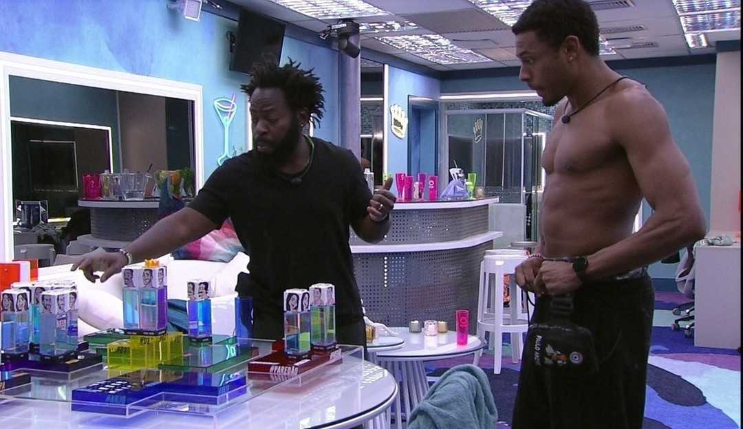BBB22: Douglas Silva em conversa com Paulo André diz que Vinicius pode ser o mais votado