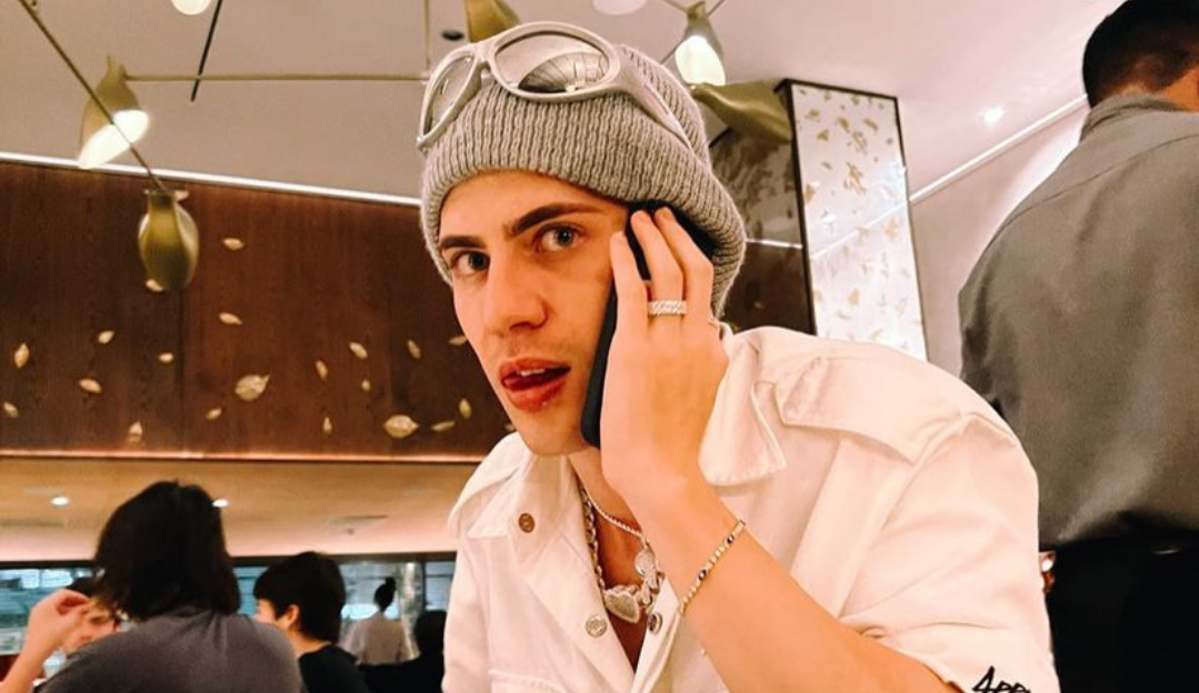 Leo Picon faz promessa curiosa à seguidora