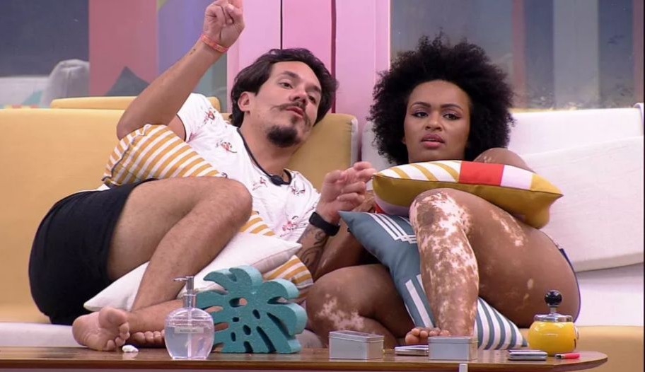 BBB22: Natália e Eliezer conversam sobre o paredão e criticam o posicionamento de Lucas