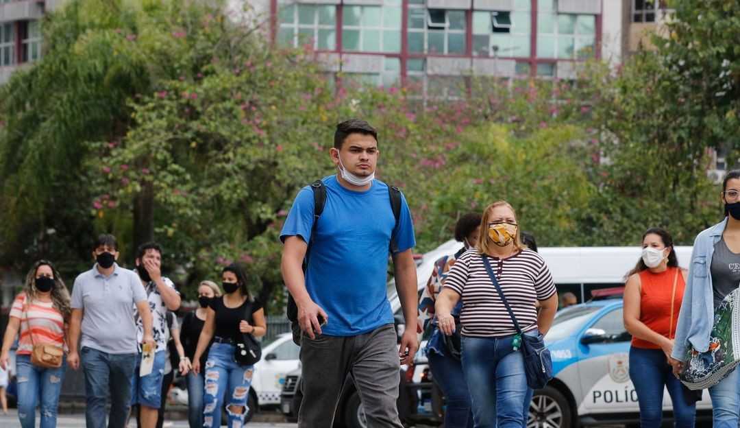 Máscaras deixam de ser obrigatórias no Rio de Janeiro